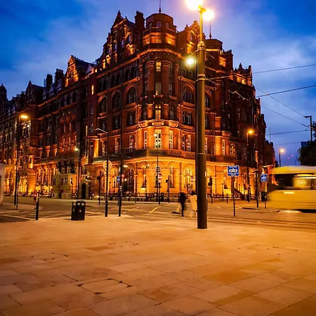 Chic Georgian Flat In Central Manchester Exterior photo