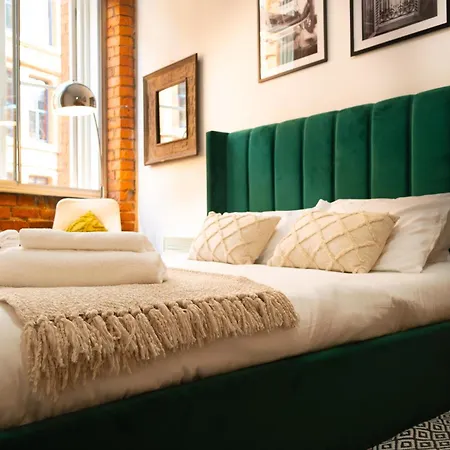 Chic Georgian Flat In Central Manchester Exterior photo